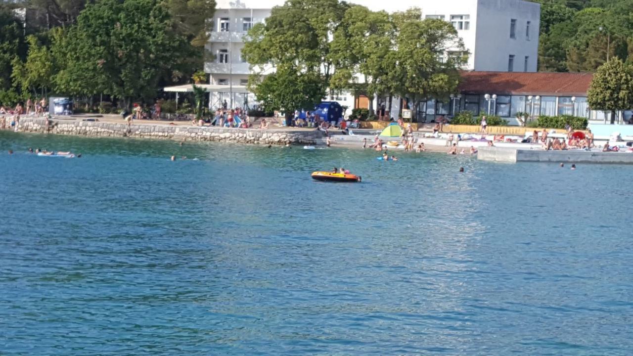 Apartmani Vrdoljak Malinska Esterno foto